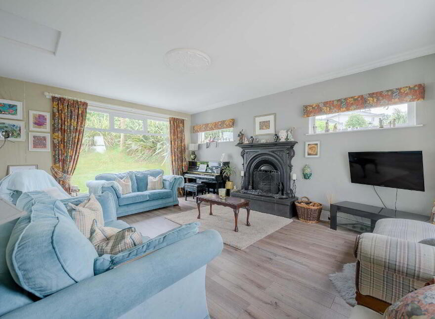 Elm Lodge, 8 Ardmore Terrace, Holywood, BT18 9BH