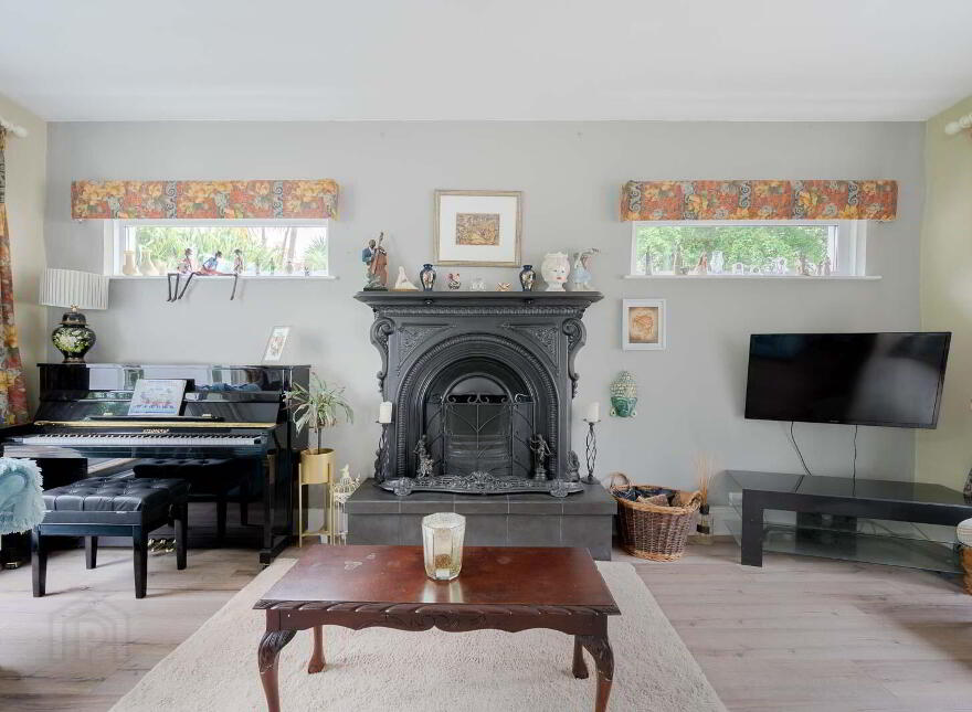 Elm Lodge, 8 Ardmore Terrace, Holywood, BT18 9BH