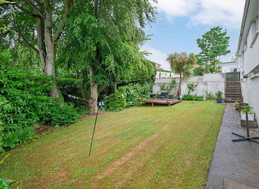 Elm Lodge, 8 Ardmore Terrace, Holywood, BT18 9BH