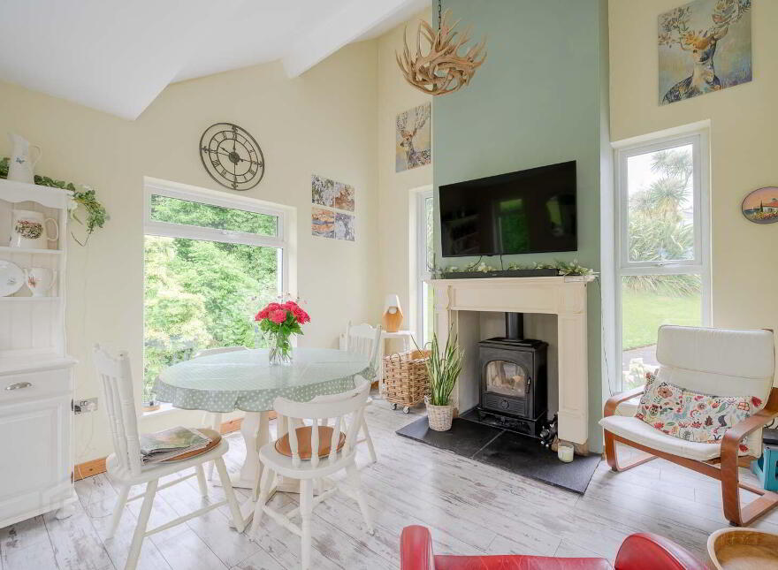 Elm Lodge, 8 Ardmore Terrace, Holywood, BT18 9BH