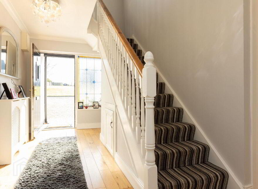 15 Stoneleigh, Ballymore, N91HY06