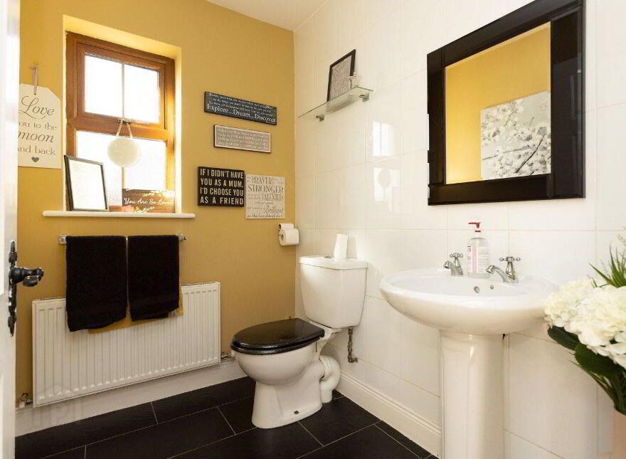 15 Stoneleigh, Ballymore, N91HY06