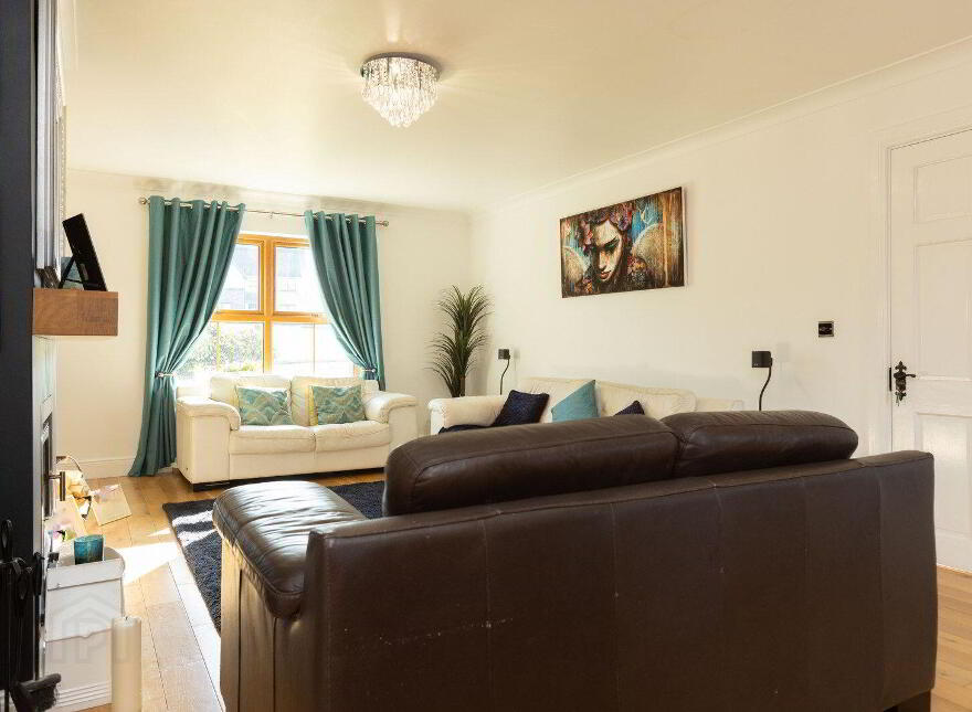15 Stoneleigh, Ballymore, N91HY06