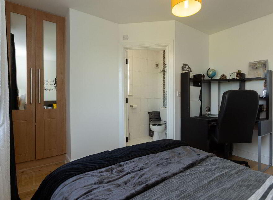 15 Stoneleigh, Ballymore, N91HY06