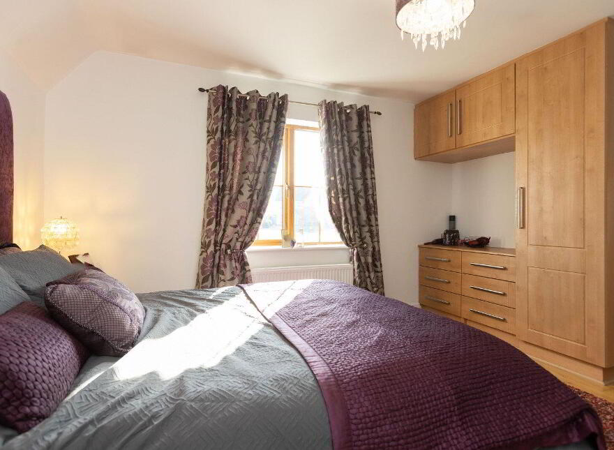 15 Stoneleigh, Ballymore, N91HY06