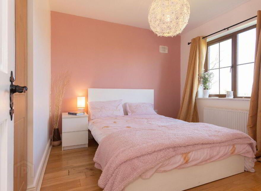 15 Stoneleigh, Ballymore, N91HY06
