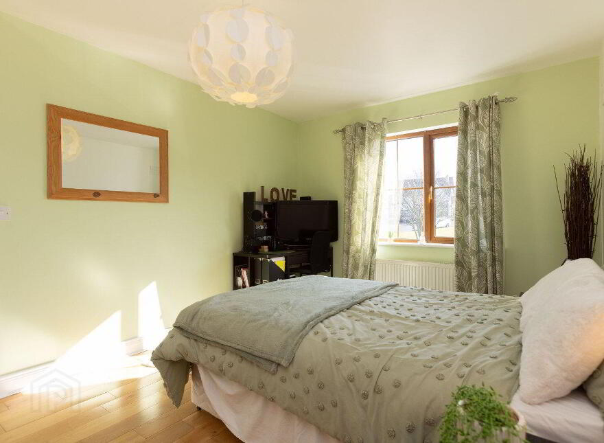 15 Stoneleigh, Ballymore, N91HY06