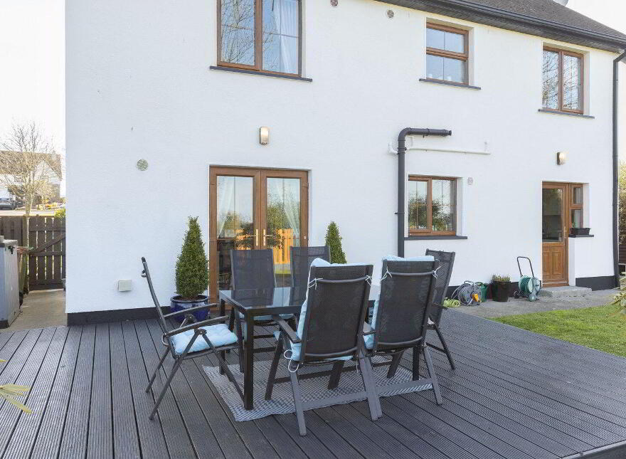 15 Stoneleigh, Ballymore, N91HY06