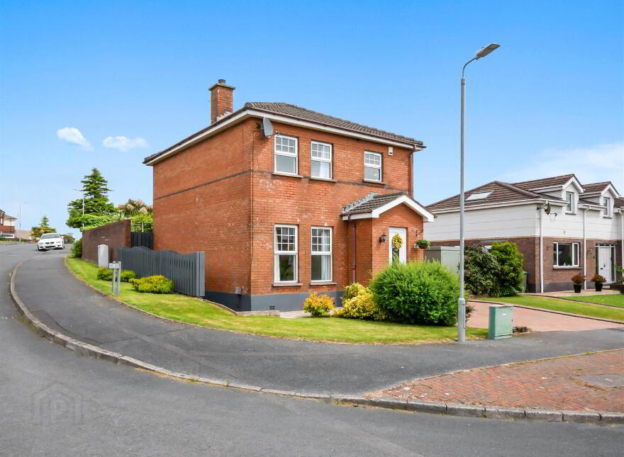 21 Manse Park, Carryduff, Belfast, BT8 8RX