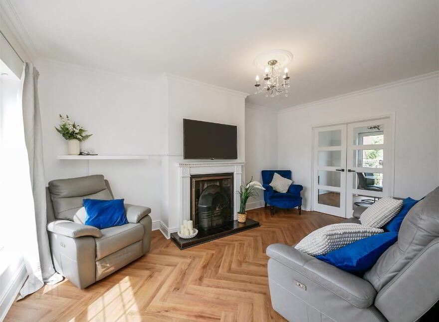 21 Manse Park, Carryduff, Belfast, BT8 8RX