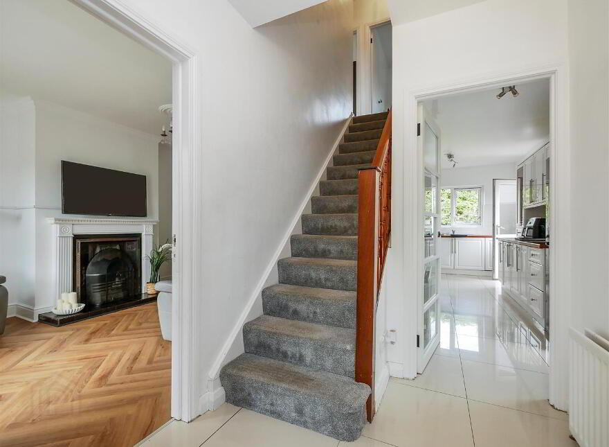 21 Manse Park, Carryduff, Belfast, BT8 8RX