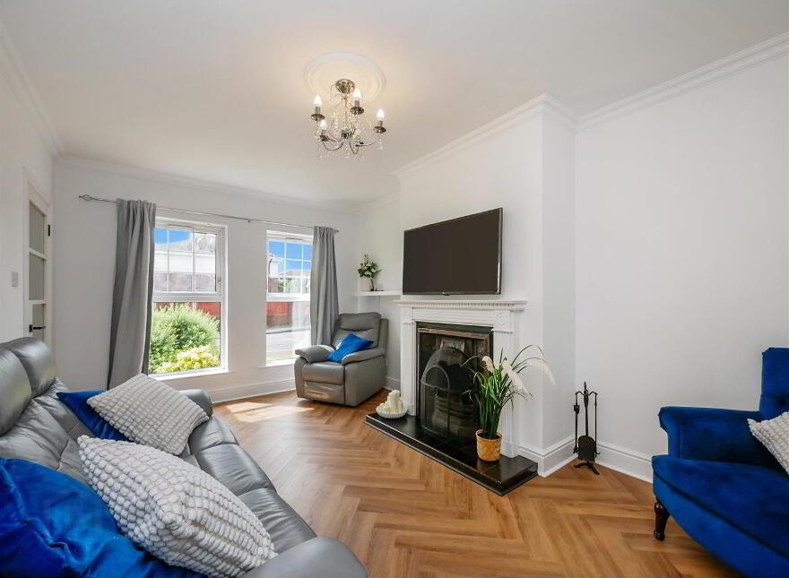 21 Manse Park, Carryduff, Belfast, BT8 8RX