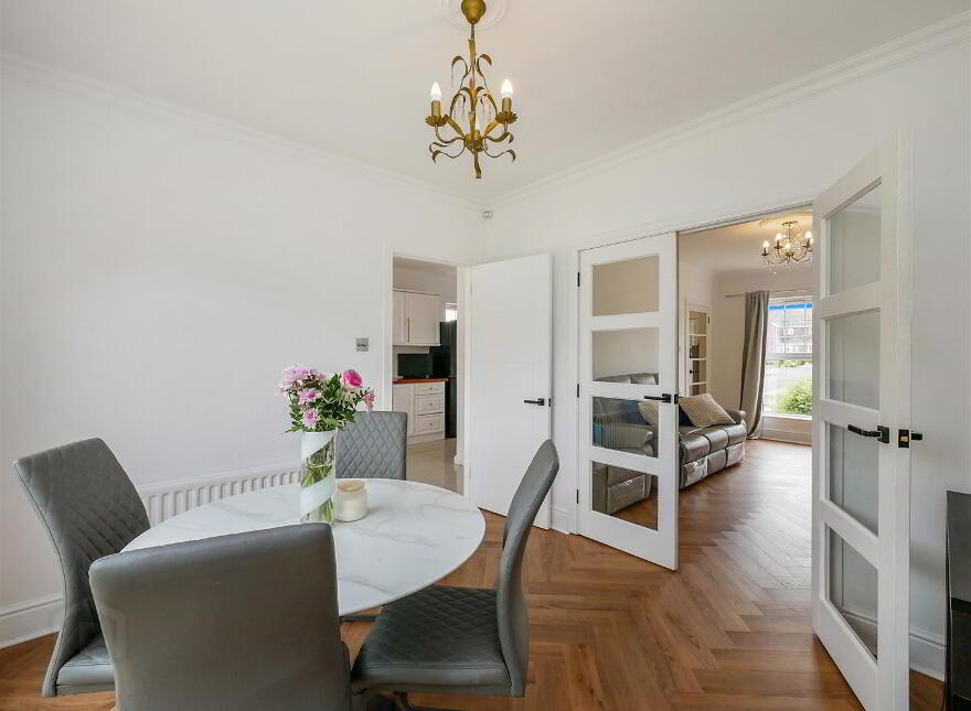 21 Manse Park, Carryduff, Belfast, BT8 8RX