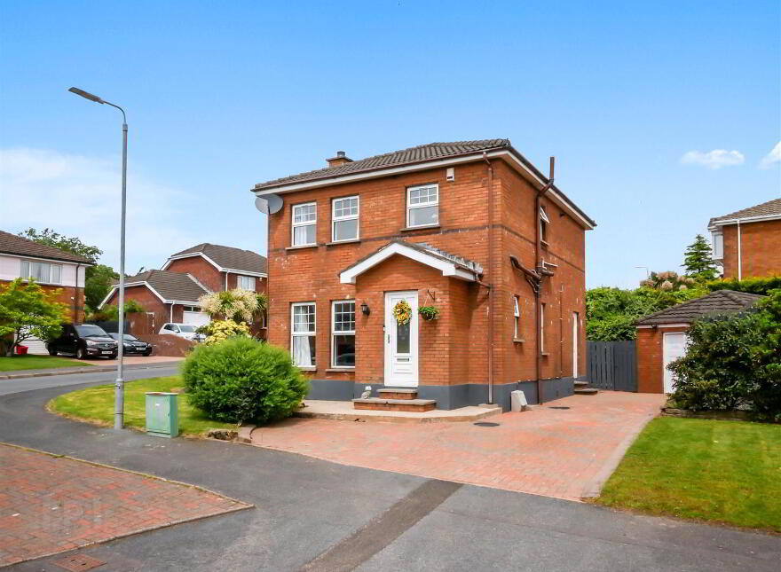 21 Manse Park, Carryduff, Belfast, BT8 8RX