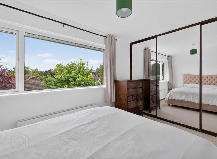 5 Bladon Court, Malone, Belfast, BT9 5JP