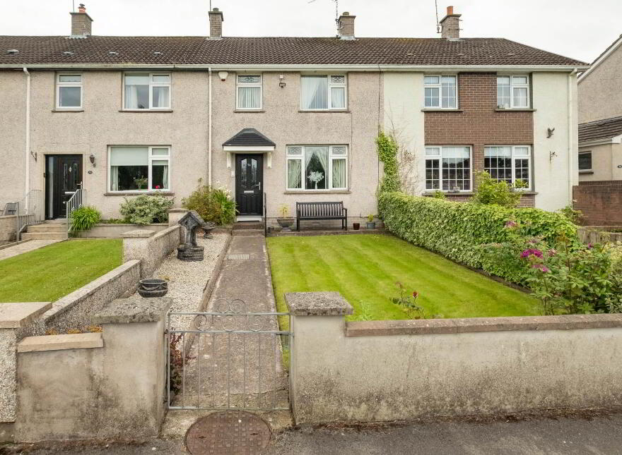 74 Loughview Drive, Enniskillen, BT74 6HB