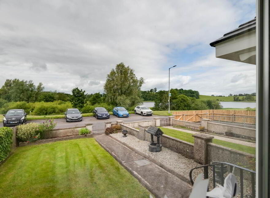 74 Loughview Drive, Enniskillen, BT74 6HB