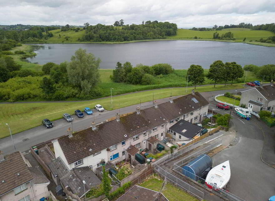 74 Loughview Drive, Enniskillen, BT74 6HB