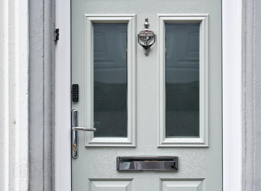 24 Castleton Gardens, Belfast, BT15 3BY