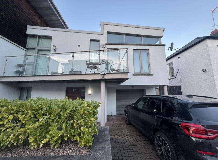 137 Malone Avenue, Belfast, BT9 6EQ
