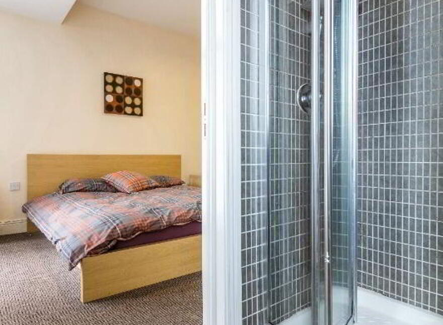 137 Malone Avenue, Belfast, BT9 6EQ
