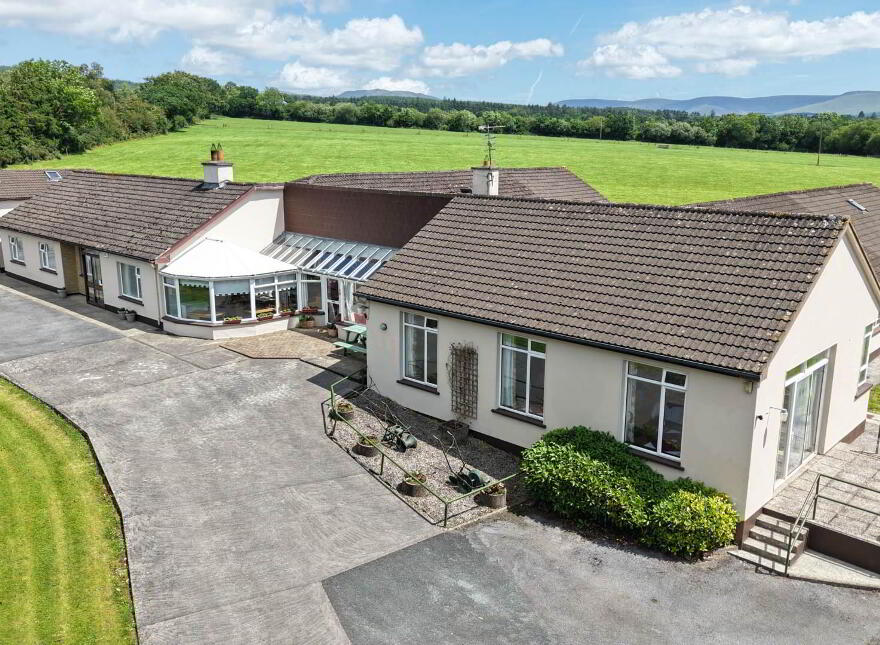 Clonanav Guest House, Ballymacarbry, Clonmel, E91W7C1
