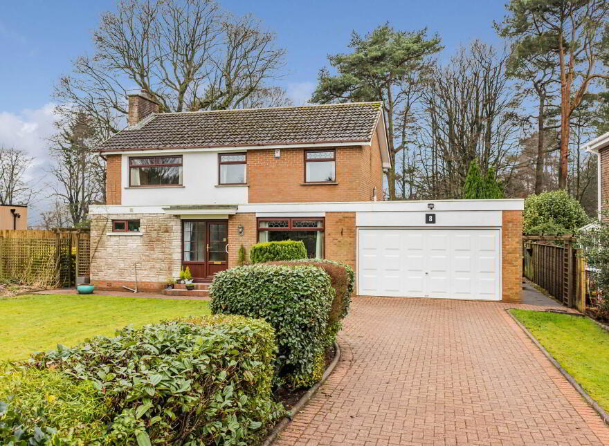 8 Elmwood Park, Lisburn, BT27 4AX