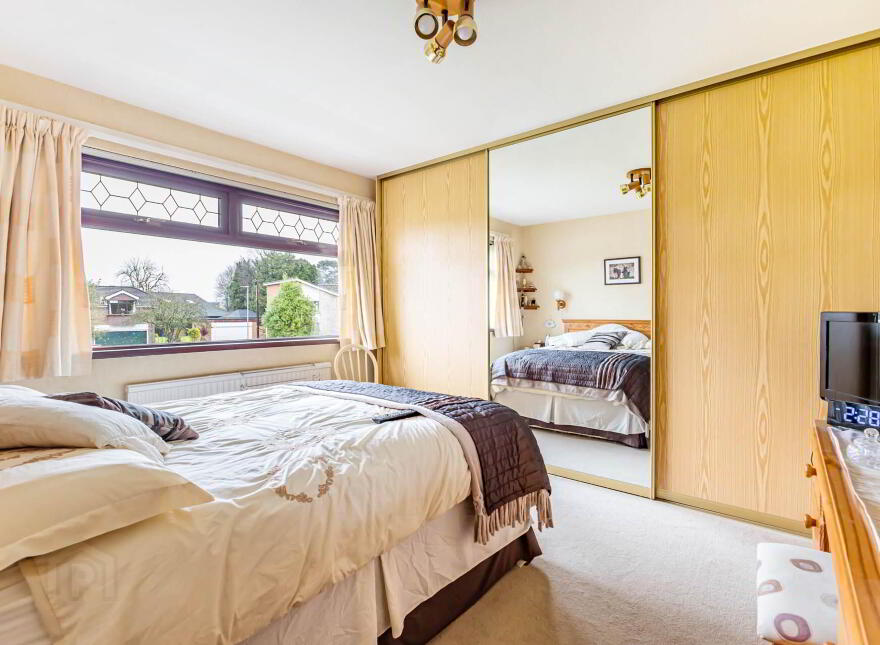 8 Elmwood Park, Lisburn, BT27 4AX