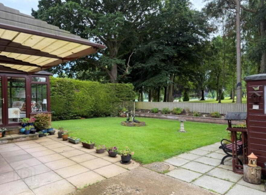 8 Elmwood Park, Lisburn, BT27 4AX