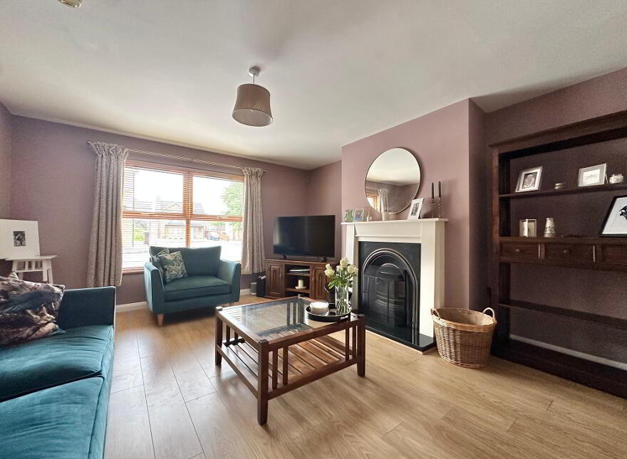 11 Riverdale Park, Portglenone, Ballymena, BT44 8HX