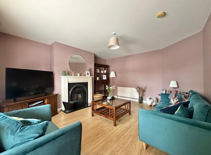 11 Riverdale Park, Portglenone, Ballymena, BT44 8HX