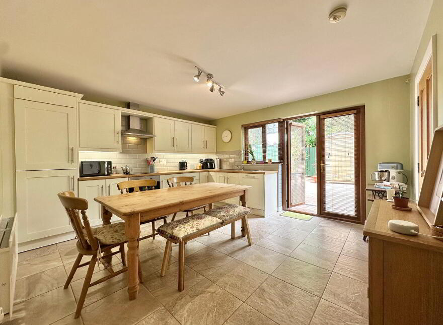 11 Riverdale Park, Portglenone, Ballymena, BT44 8HX