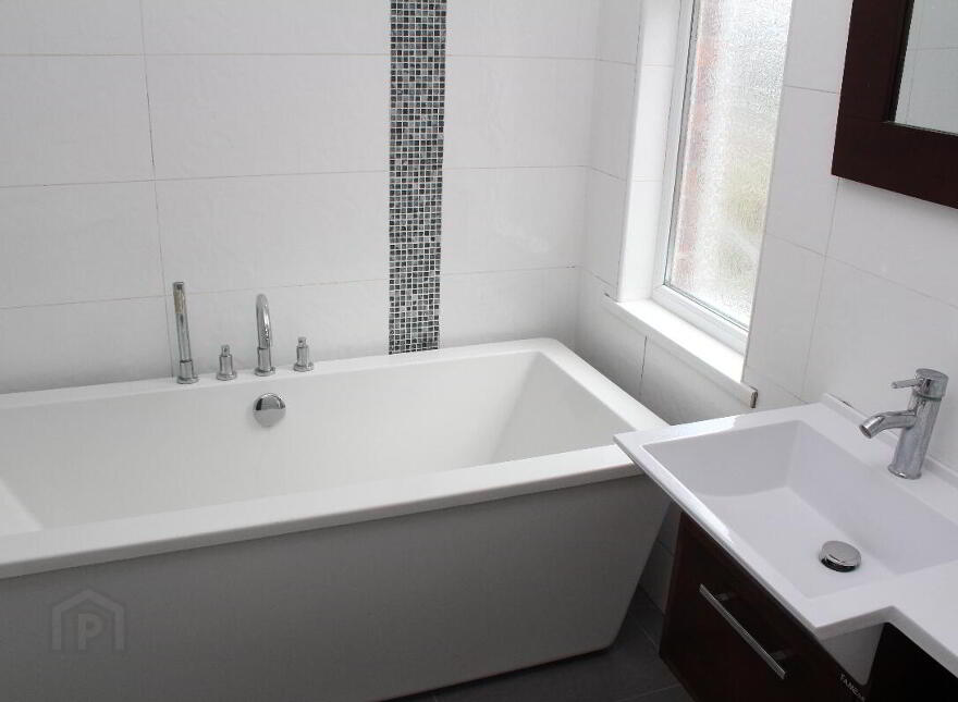 46 Bloomfield Road, Belfast, BT5 5LU