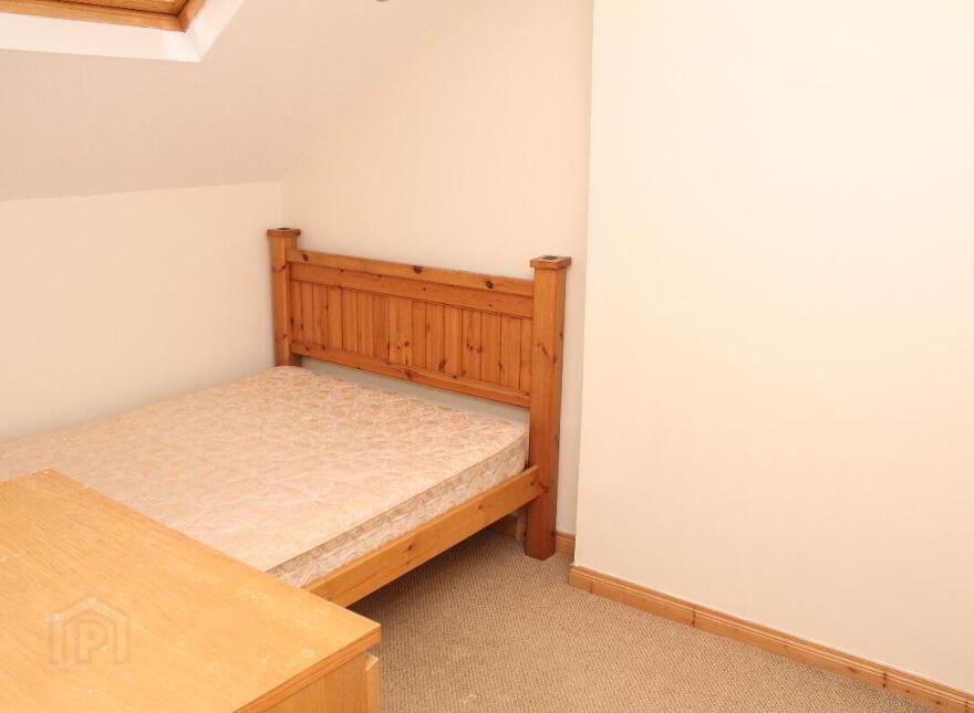 46 Bloomfield Road, Belfast, BT5 5LU