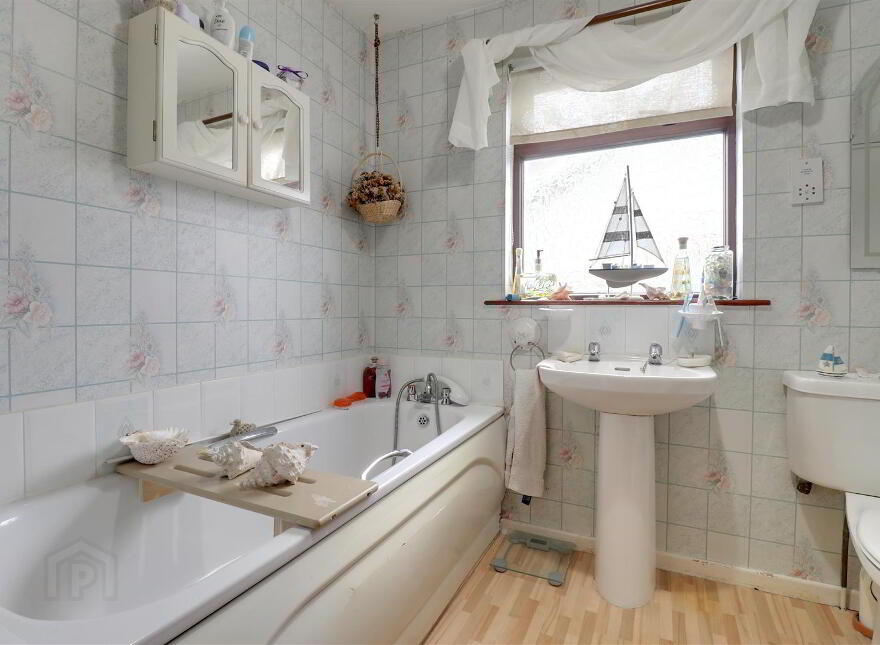 27 Cooks Cove, Kircubbin, Newtownards, BT22 2ST