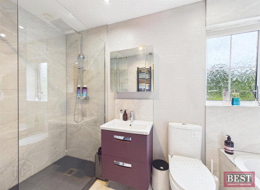 1 Mourne Wood, Rostrevor, Newry, BT34 3GG