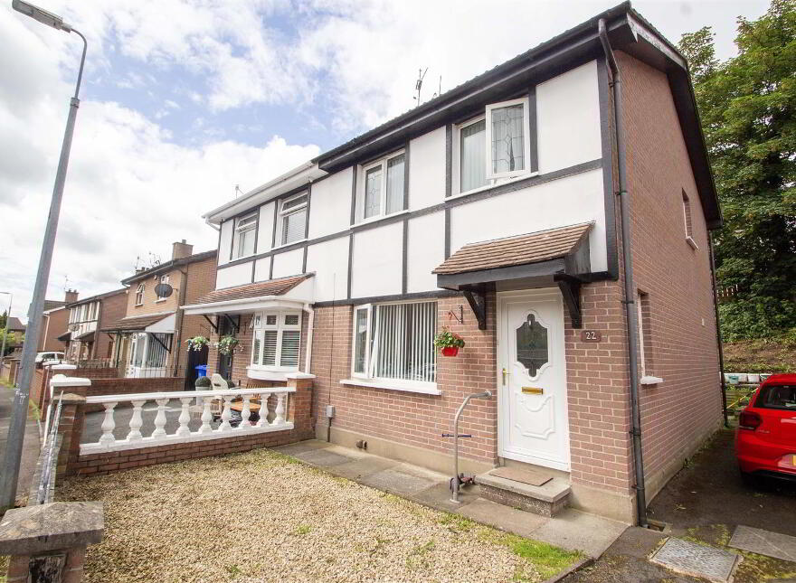 22 Hazelwood Avenue, Stewartstown Road, Belfast, BT17 0SY