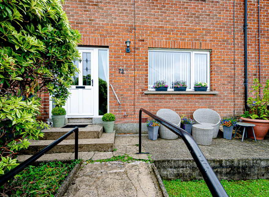 72 Upper Knockbreda Road, Belfast, BT6 9RN