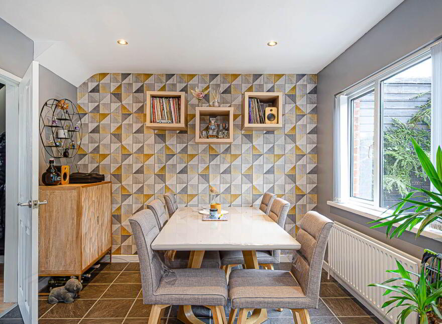 72 Upper Knockbreda Road, Belfast, BT6 9RN