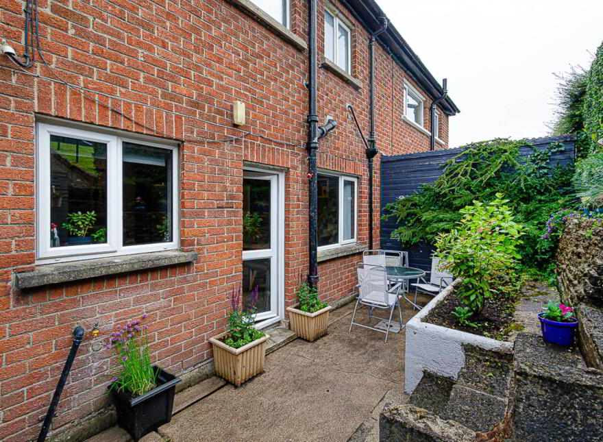 72 Upper Knockbreda Road, Belfast, BT6 9RN