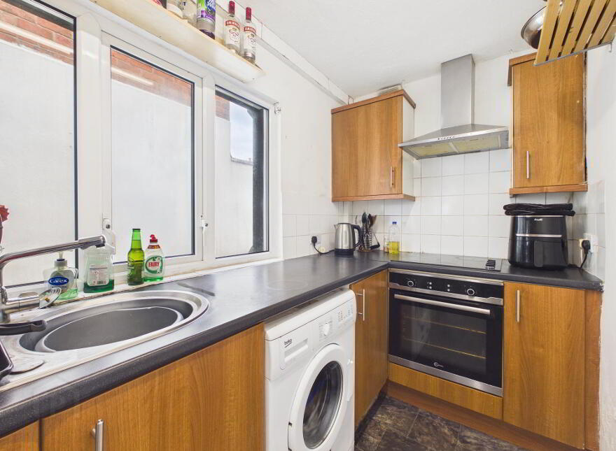 24 Jameson Street, Belfast, BT7 2GU
