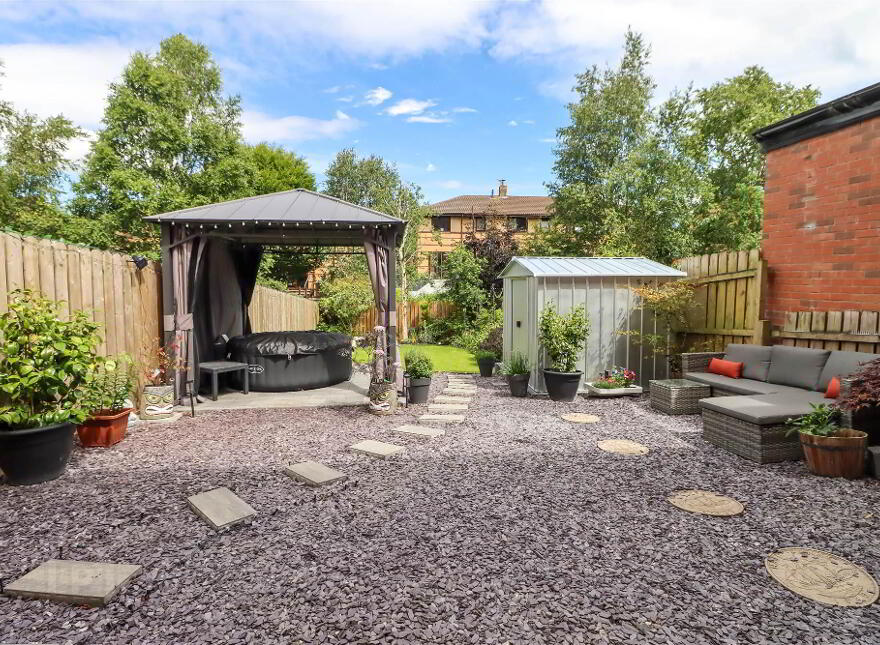17 Coopers Mill Avenue, Dundonald, Belfast, BT16 1WD