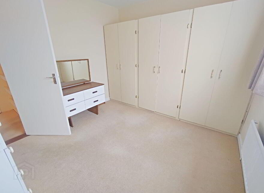 37 Roxtown Terrace, Old Clare Street, Pennywell, V94D9XY