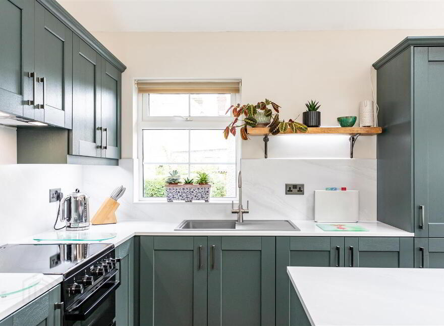 192 Belfast Road, Muckamore, Antrim, BT41 2EY