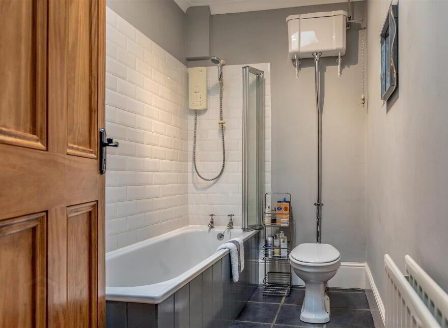 192 Belfast Road, Muckamore, Antrim, BT41 2EY