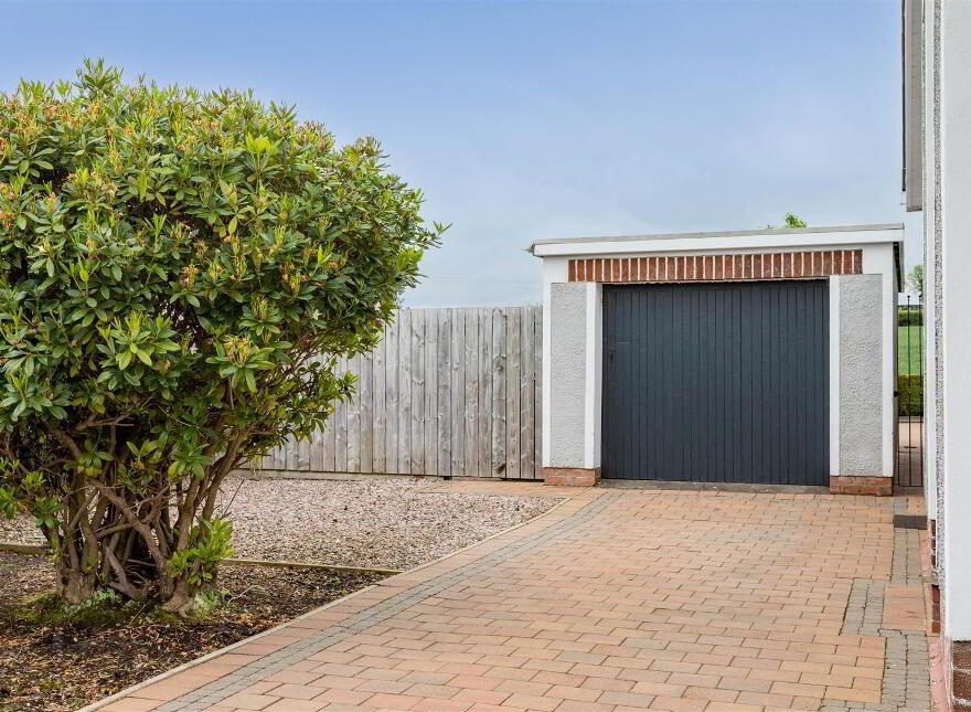 192 Belfast Road, Muckamore, Antrim, BT41 2EY