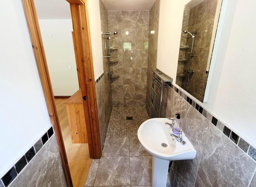 319 Lattone Road, Belcoo, Enniskillen, BT93 5ER