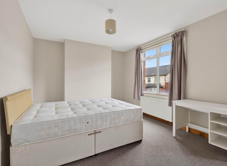77 Lower Windsor Avenue, Belfast, BT9 7DX