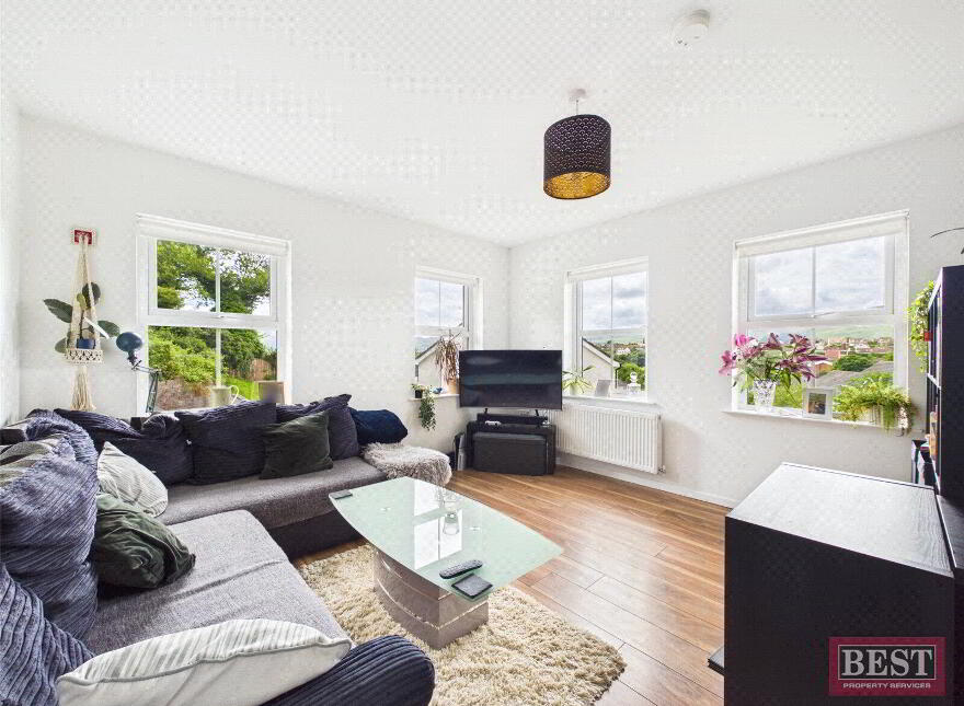 29 Mountain View, Warrenpoint, Newry, BT34 3XG