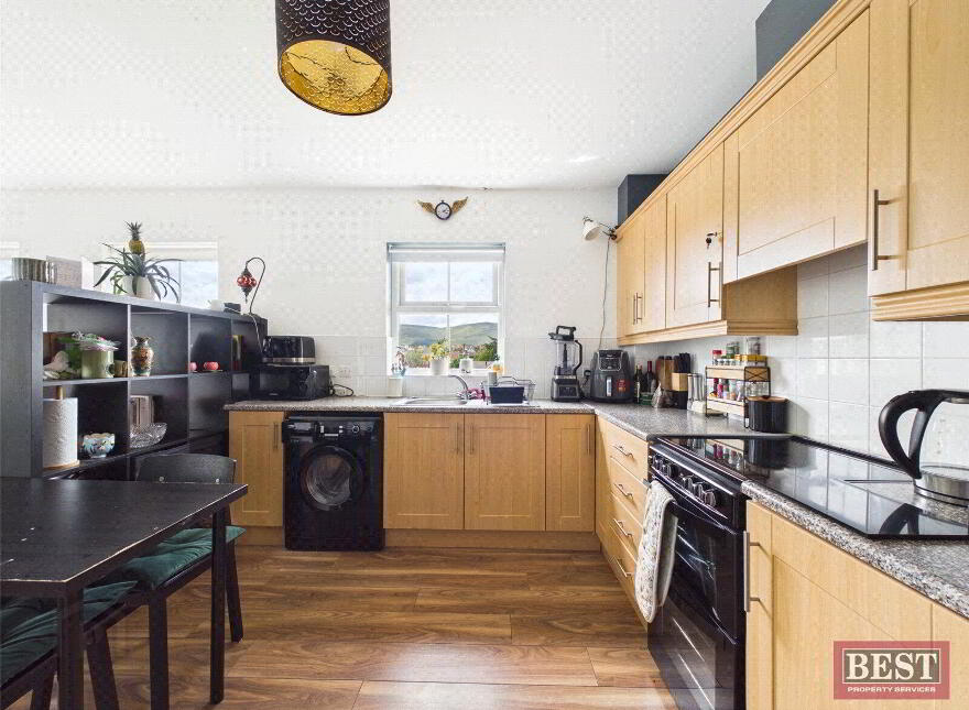 29 Mountain View, Warrenpoint, Newry, BT34 3XG